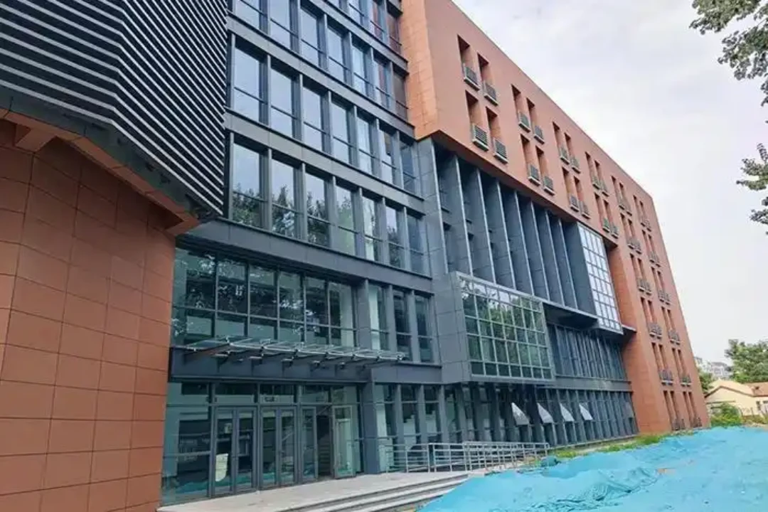 Metal Sandwich Panels: A New Generation of Exterior Wall Thermal Insulation and Decoration